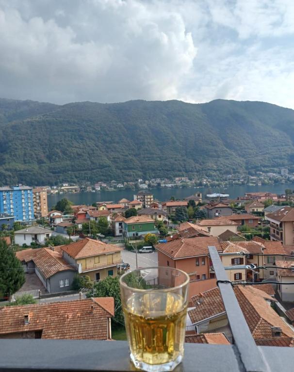 Nespecifikovaný výhled na hory nebo výhled na hory při pohledu z apartmánu
