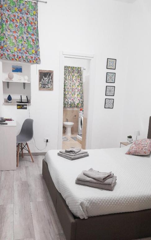 Posteľ alebo postele v izbe v ubytovaní Rosina's flat