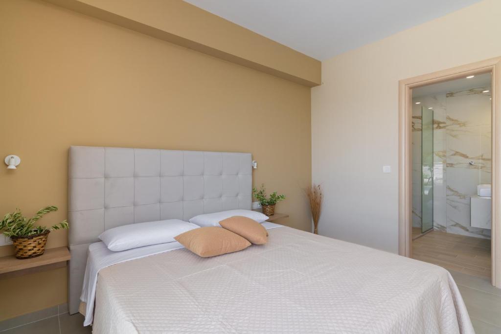 Posteľ alebo postele v izbe v ubytovaní Spartakos Luxury Villa 4