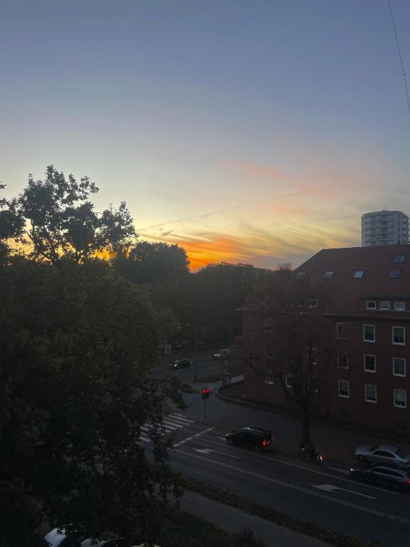 Východ nebo západ slunce při pohledu z apartmánu nebo okolí
