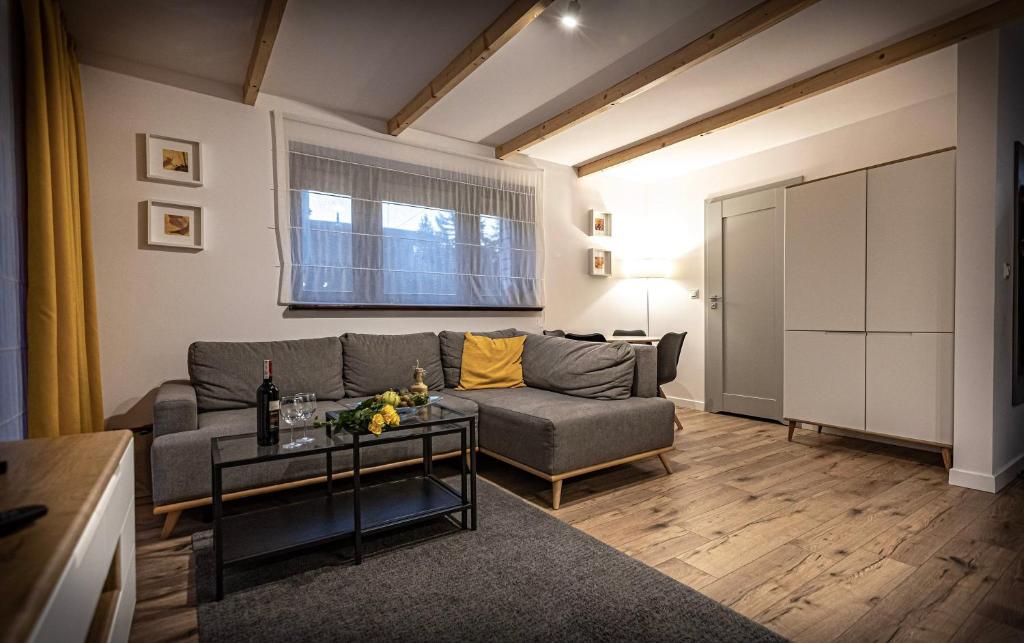 Posedenie v ubytovaní Apartamenty MIODZIO