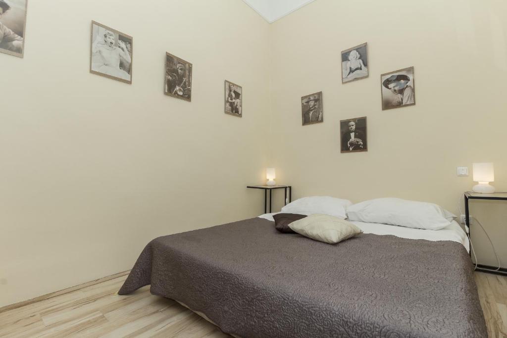 Budapest Bed and Breakfast - 
