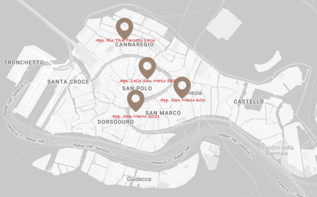 une carte d'une ville avec des points circulaires dans l'établissement Sarai Apartments, à Venise