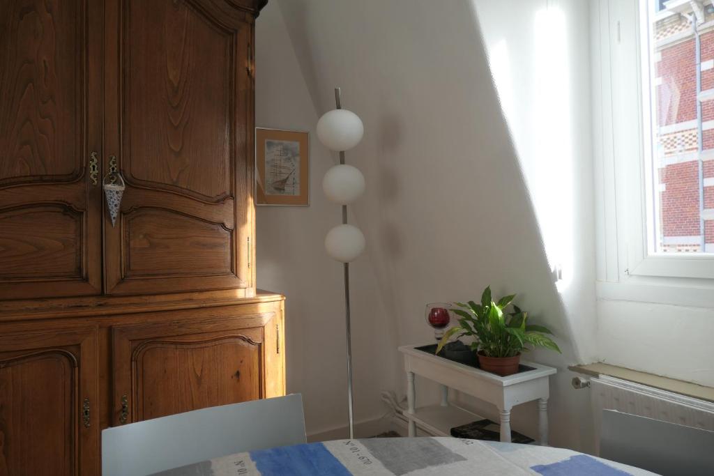 Posteľ alebo postele v izbe v ubytovaní Appartement - Villa Léopold à Malo
