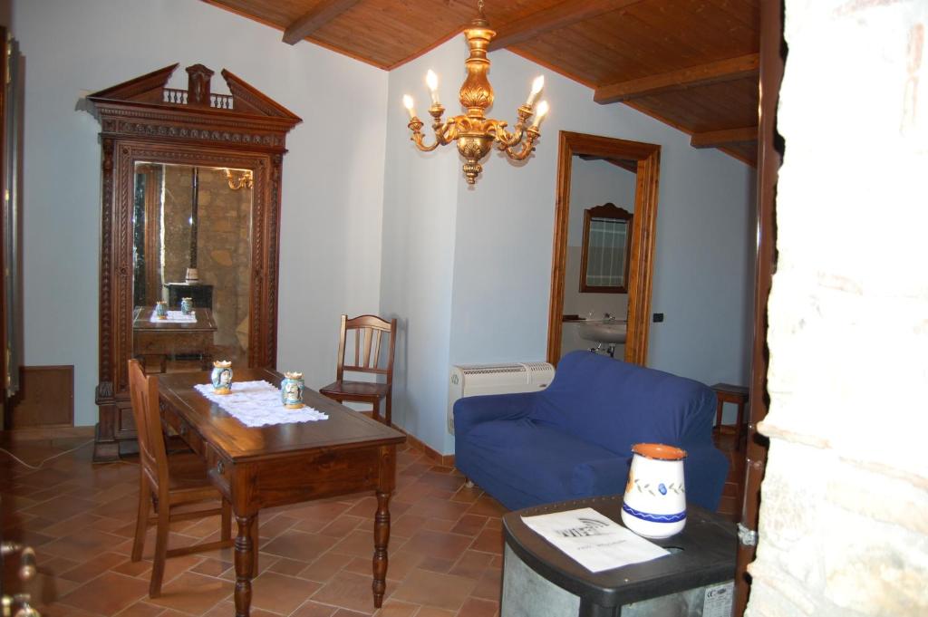 Posezení v ubytování B&B Sciabakè
