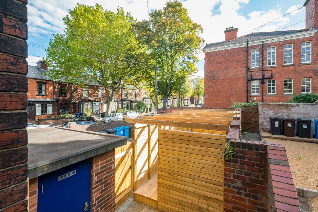 Meersbrook Luxury Duplex Apartment 4