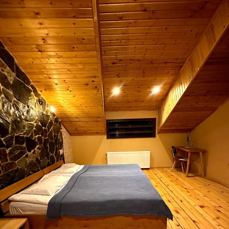 Ioska's House - Twin Room With Mountain View