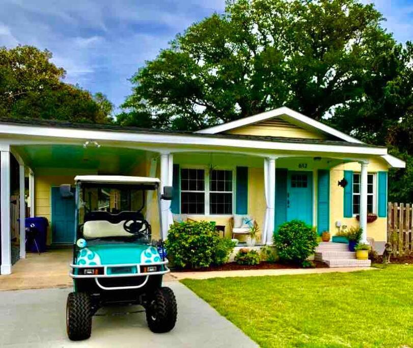 Downtown Sunshine Cottage and Golf Cart, Southport (updated prices 2024)