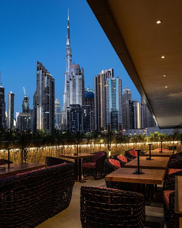 Nespecifikovaný výhled na destinaci Dubaj nebo výhled na město při pohledu z hotelu