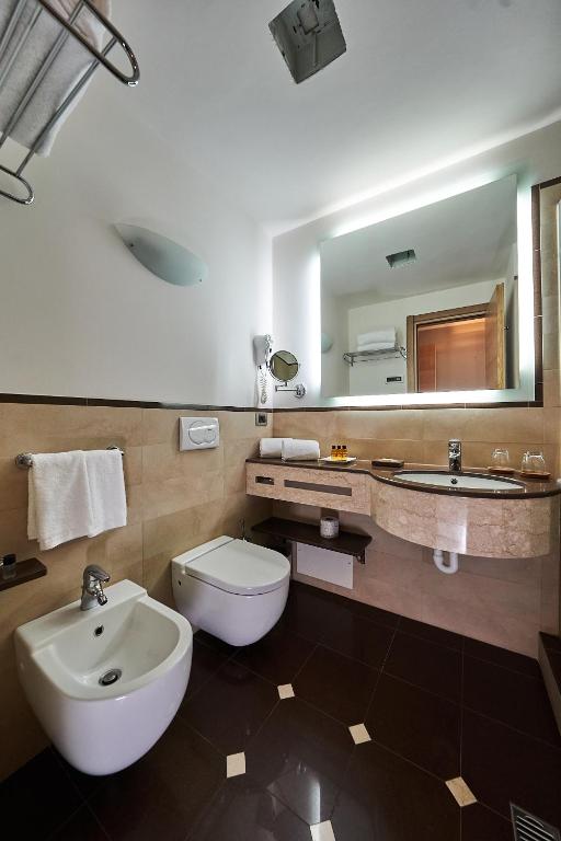 Koupelna v ubytování Hotel Astoria
