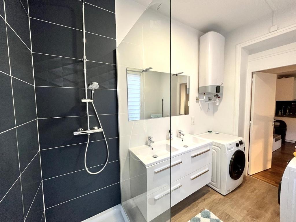 Ένα μπάνιο στο Colbert - Hôtel de Ville - Forum - Boulingrin