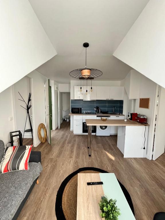 Colbert - Hôtel de Ville - Forum - Boulingrin - Two-Bedroom Apartment