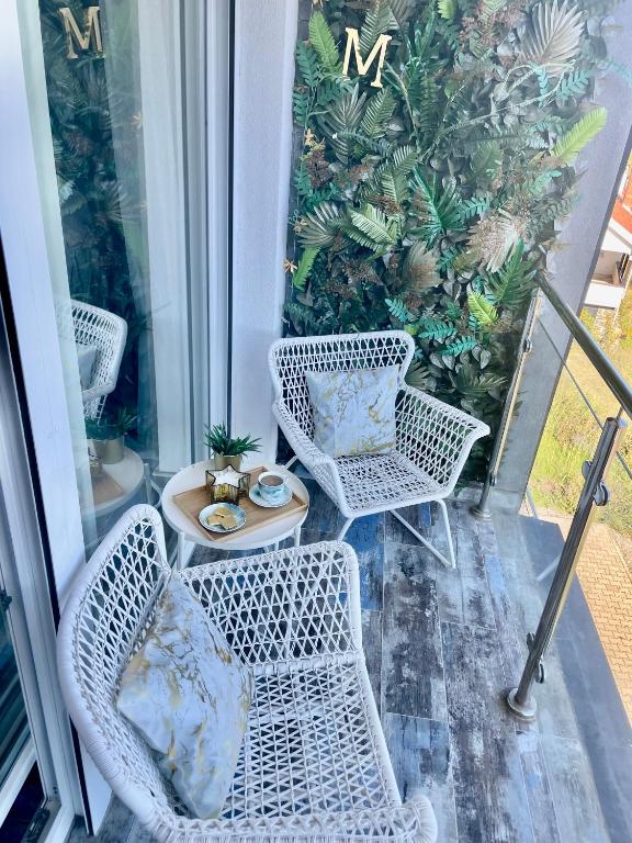 Balkoni atau teres di Apartman M Zlatni breg