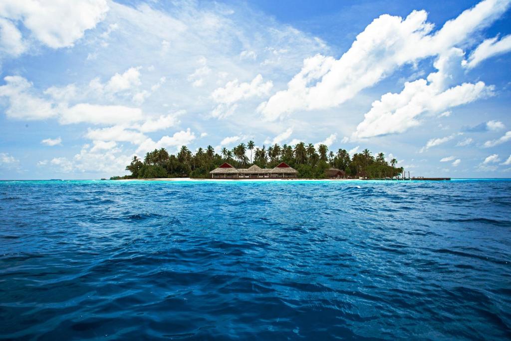 Malahini Kuda Bandos Special Offer Begin your island escape with ease airport pick up and return by shared speedboat at just USD 50 per person stays stay untill end October 2026 - View 40