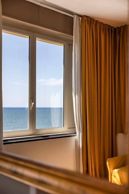 Nespecifikovaný výhled na moře nebo výhled na moře při pohledu z hotelu