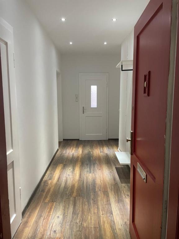 AT-Apartments - Hannover-Mitte - Two-Bedroom Apartment