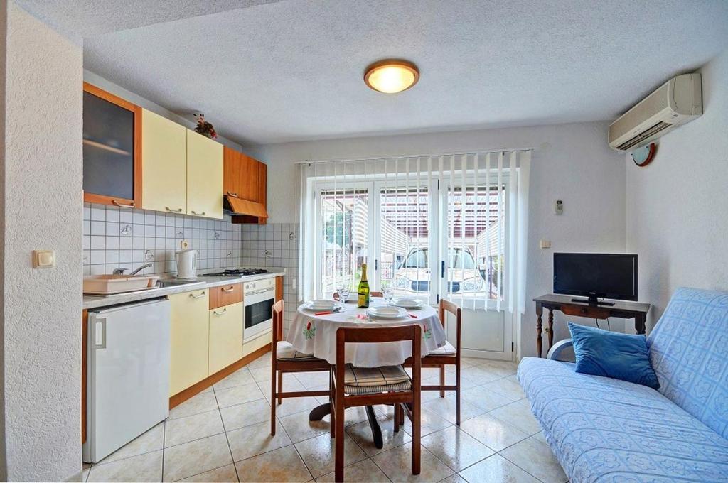 Kuchyň nebo kuchyňský kout v ubytování Apartments Marica