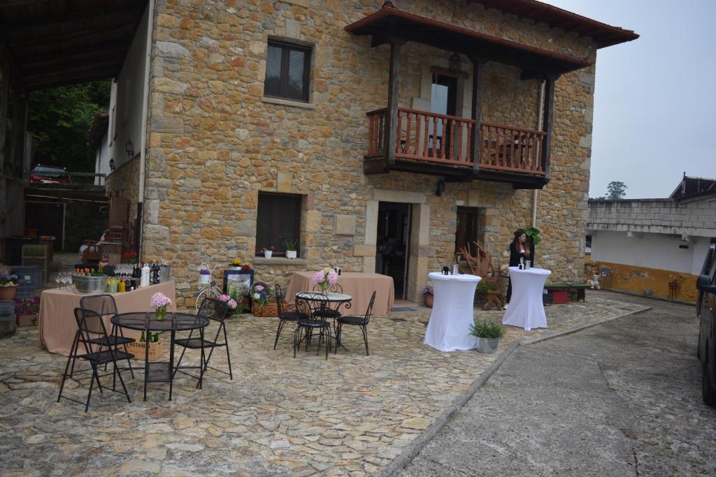 The building in which the country house is located