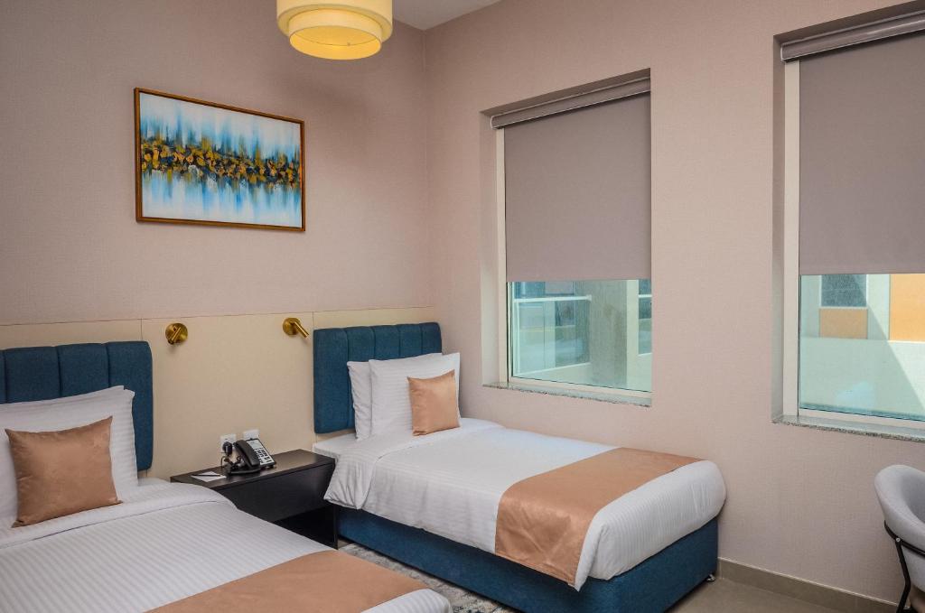 VOGO Grand Hotel Formerly Best Western Plus Hotel Dubai Academic City - Resim 23