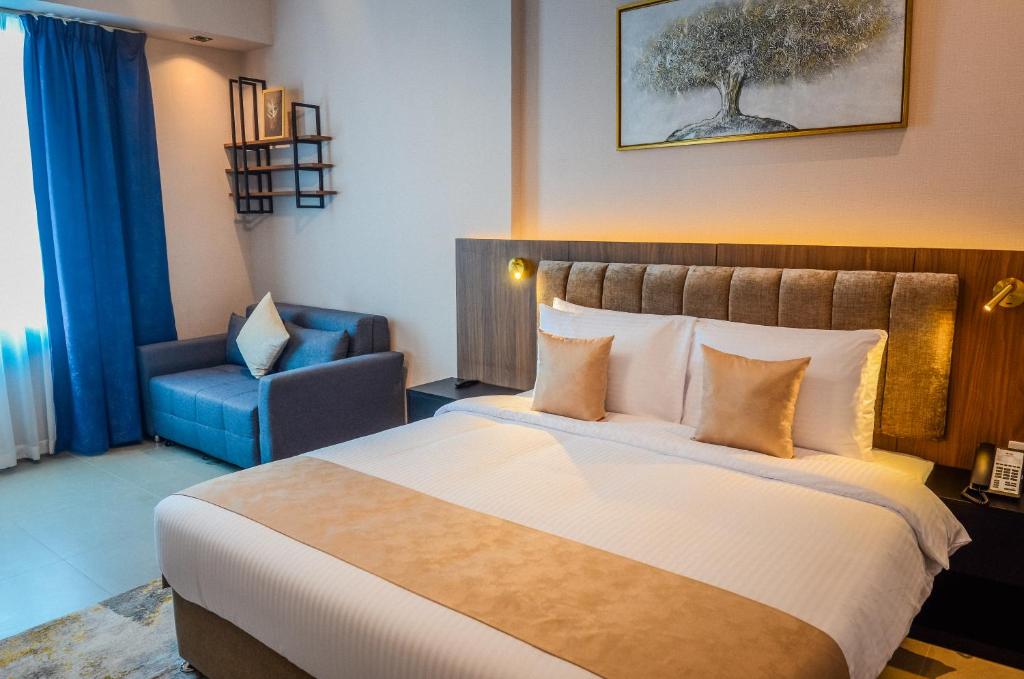 VOGO Grand Hotel Formerly Best Western Plus Hotel Dubai Academic City - Resim 20