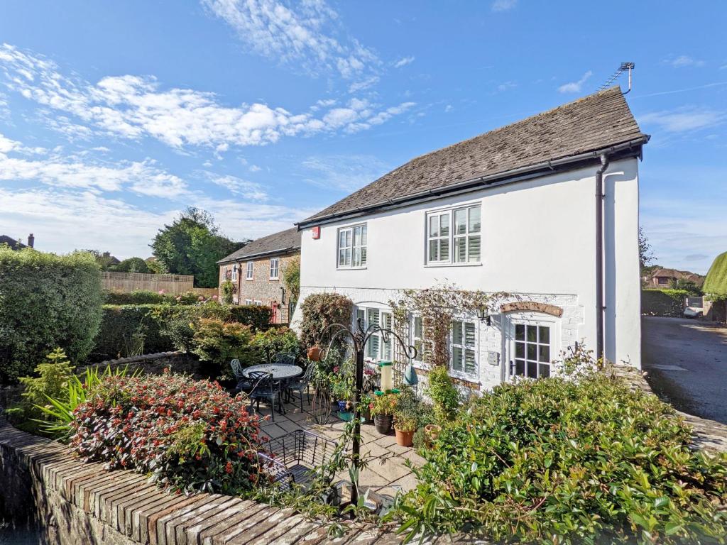 Baytree Cottage, Walberton, Walberton Updated 2024 Prices