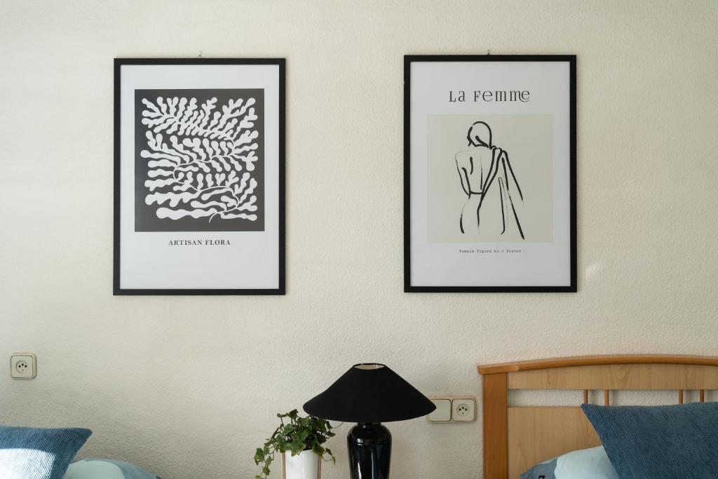 A bed or beds in a room at Apartamento Torres ll