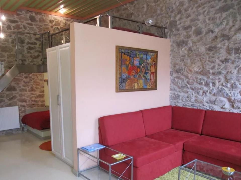 Posezení v ubytování Kyriaki Guesthouse & Suites