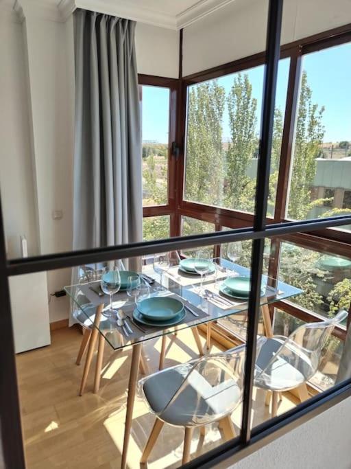 Balkón nebo terasa v ubytování Madrid Wanda Aeropuerto Ifema Plenilunio Dy