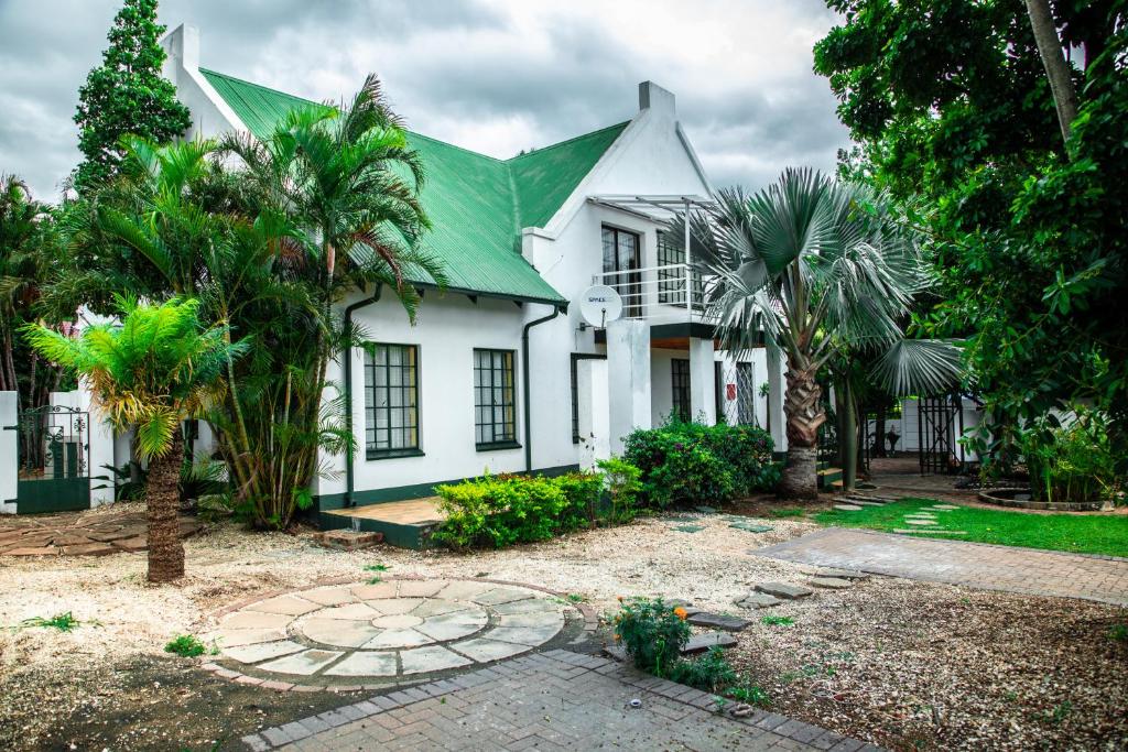 Κήπος έξω από το The Cottage