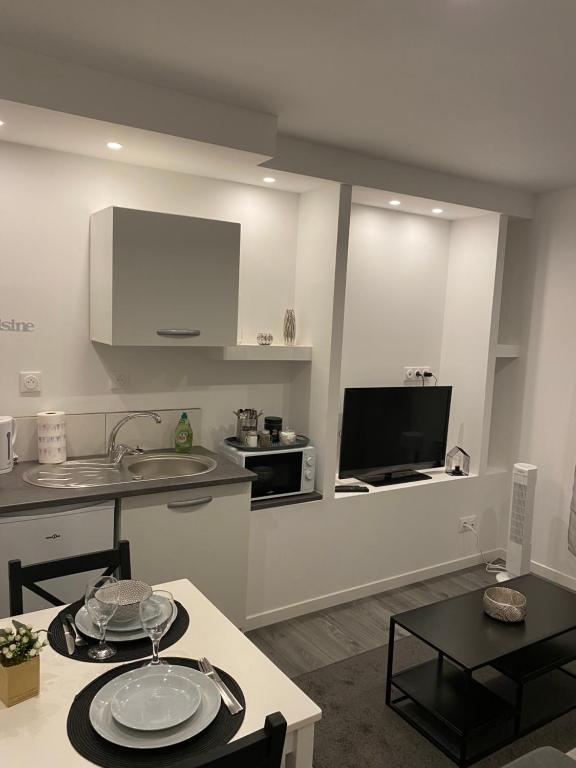 Chez Carole - Housity