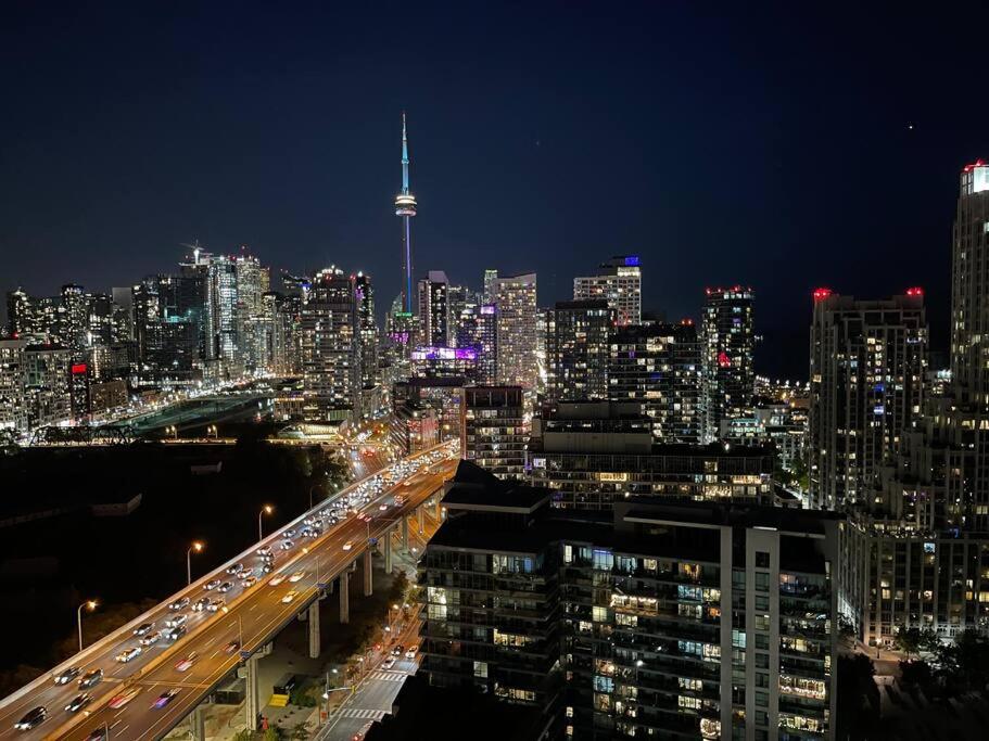 Penthouse with Stunning views - Housity
