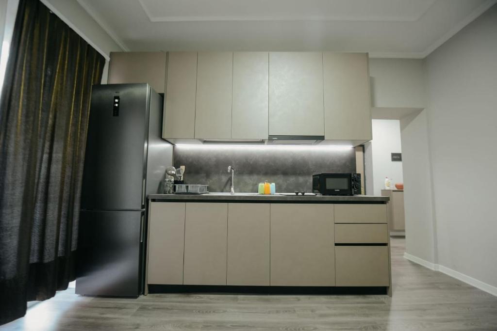 Bejart Apartment 1 - Image 9