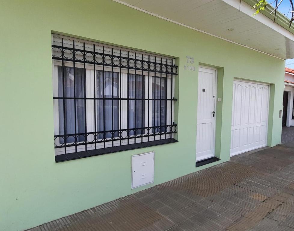 Bygningen som feriehuset ligger i