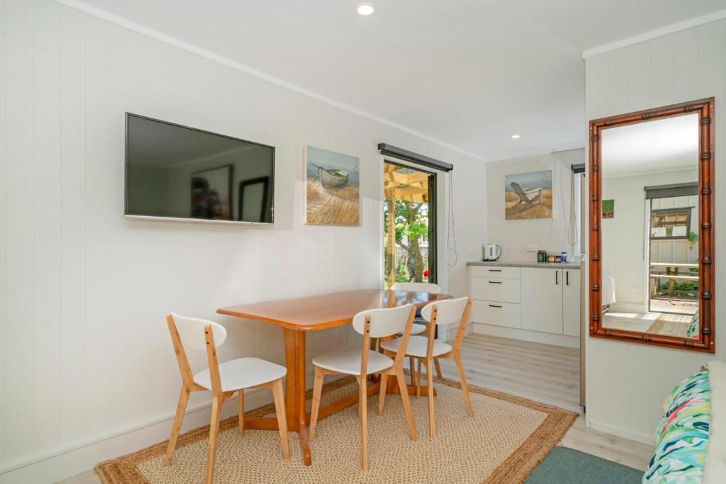 Rooftops Accommodation - Resim 37