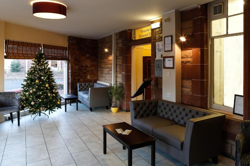 Posezení v ubytování Dunmuir Hotel