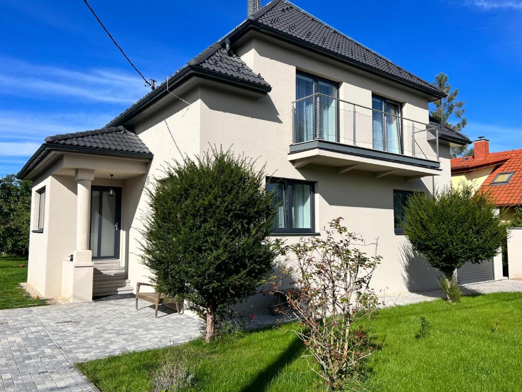 Lilac House - holiday and relaxation house - Hizvo