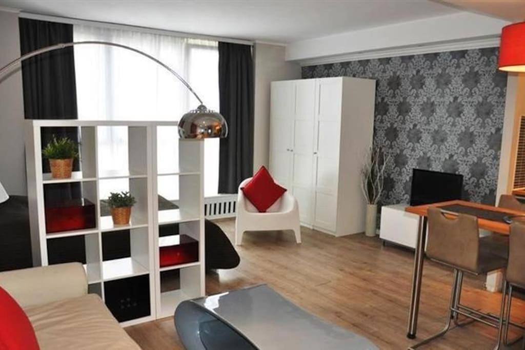 Un lugar para sentarse en Bright Appartement in Brussels