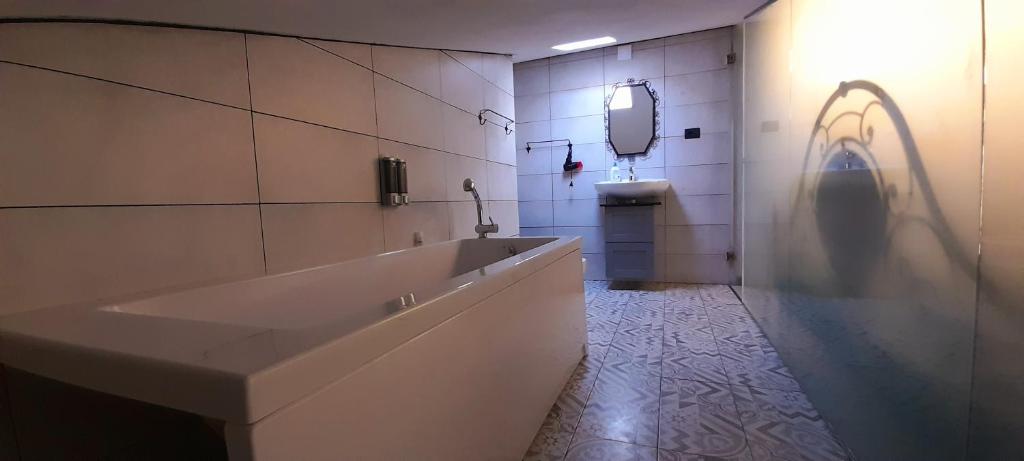 Ai marmi - Triple Room With Private Bathroom