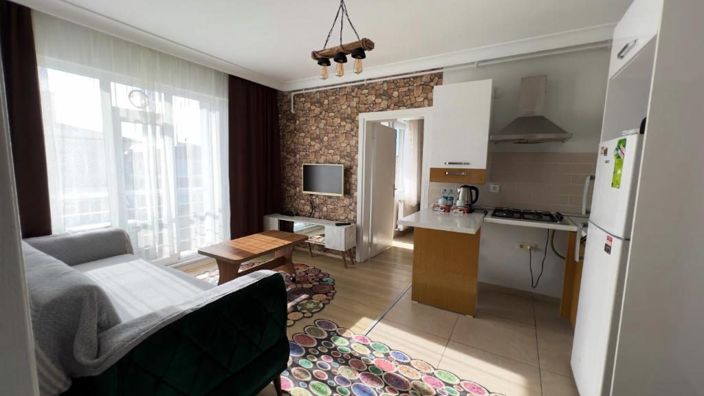 Kuchyň nebo kuchyňský kout v ubytování Edirne House