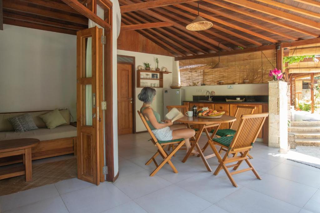 Kuchyň nebo kuchyňský kout v ubytování Keong Villas