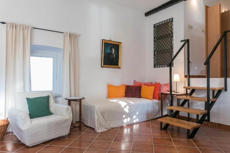 Posedenie v ubytovaní Rural villa Forest with private pool near Dubrovnik