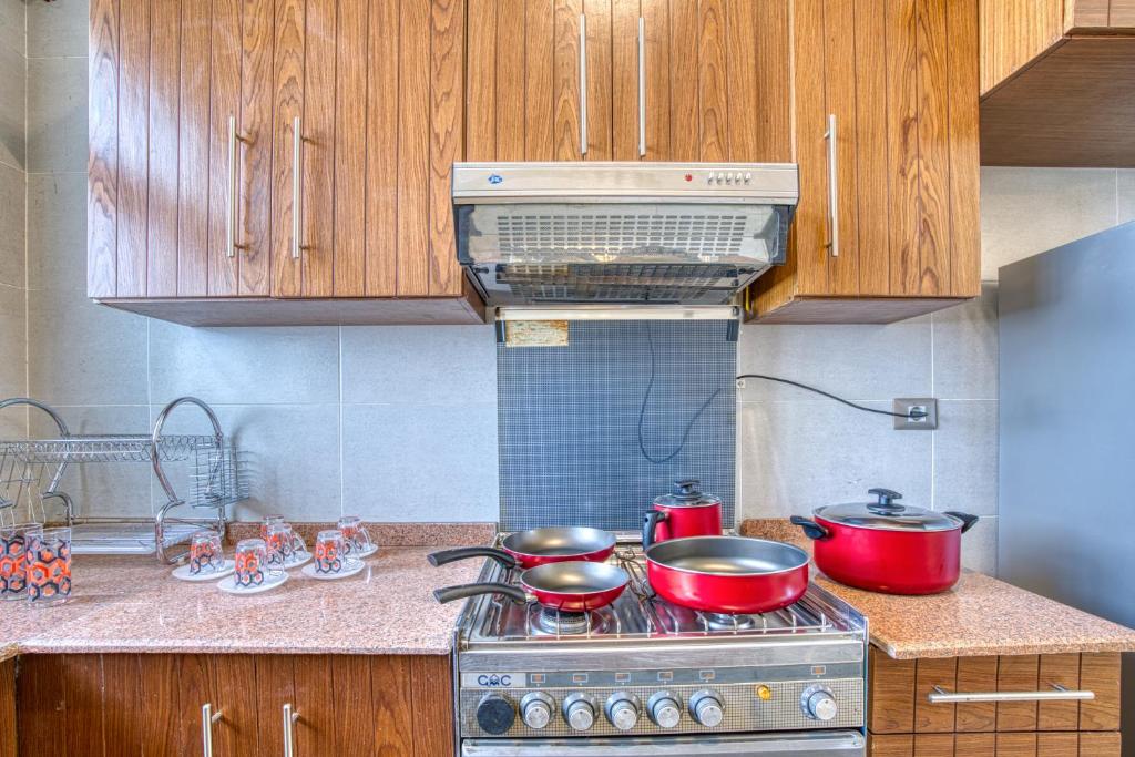 The Suites near AUC by Elegant Hospitality - 13