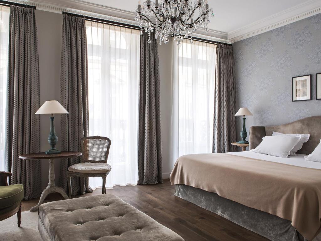 New Hotel Roblin - Resim 26