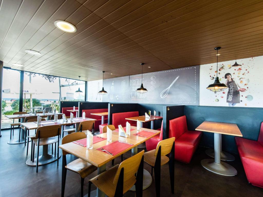 Restaurace v ubytování ibis Montevideo Rambla