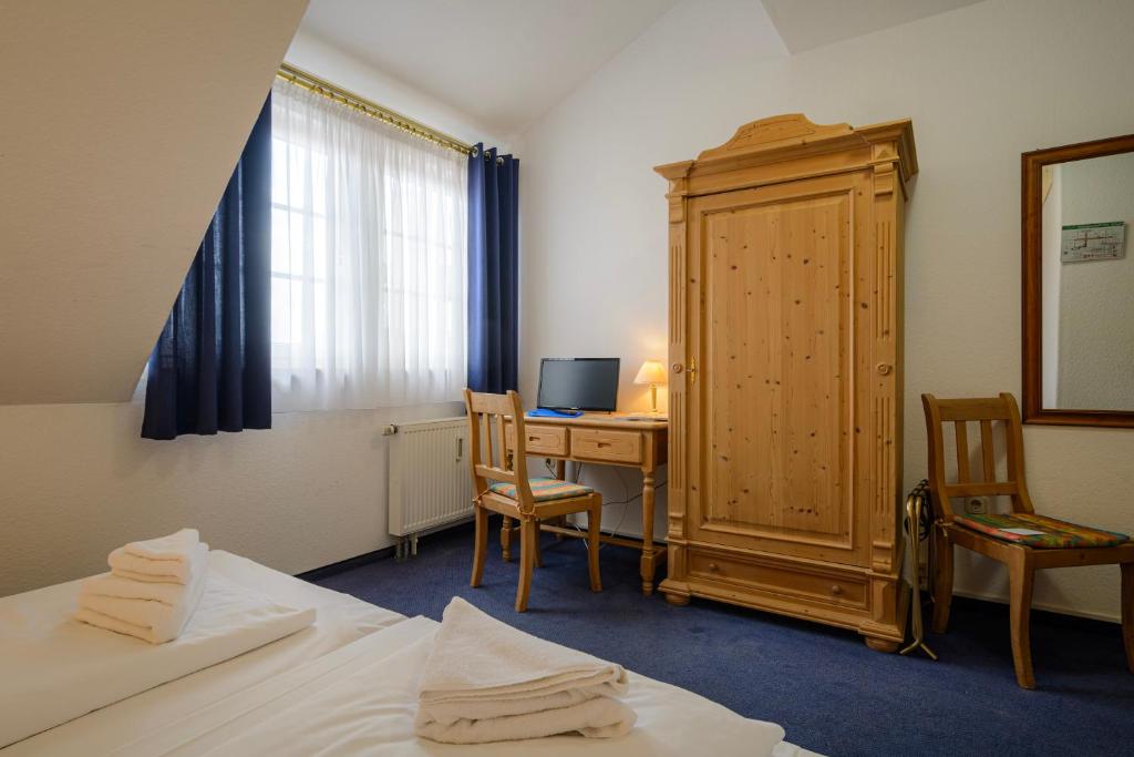 Hotel ZUM ENGEL in Speyer - Römerberg - Budget Double Room