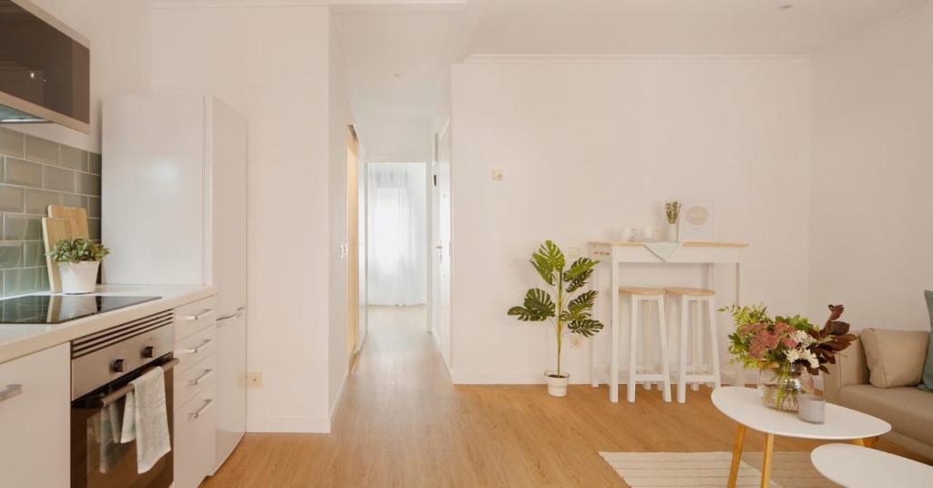 Kuchyň nebo kuchyňský kout v ubytování 155A - Apartamento junto al Puerto Deportivo Gijón