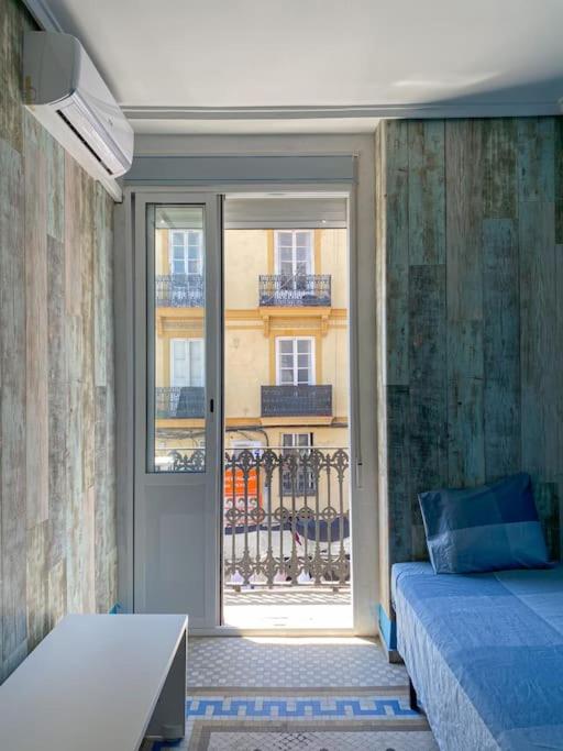 Posteľ alebo postele v izbe v ubytovaní Vlc Center 4 Room Apartment