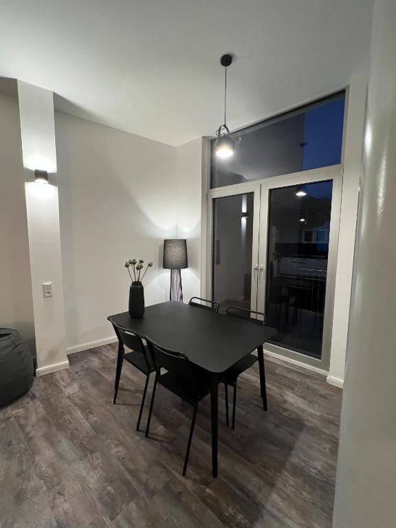 Apartmenthaus Sassnitz Zum Stadthafen Apartment 5 - Housity