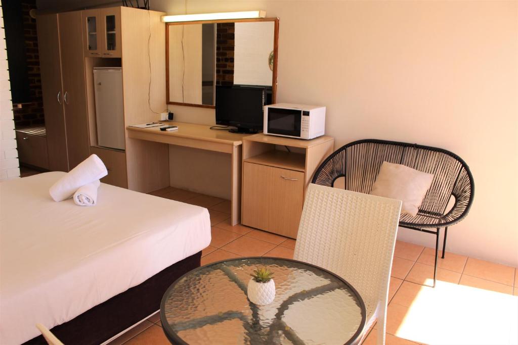 Kuchyň nebo kuchyňský kout v ubytování Camden Motor Inn