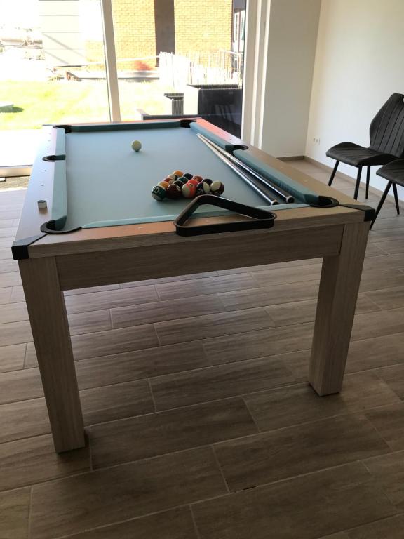 Biliár nebo kulečník v ubytování Vakantiehuis Relax Noiseux